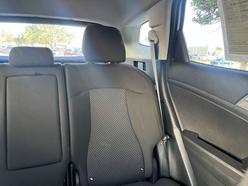 Used 2025 Kia Sportage LX image 37