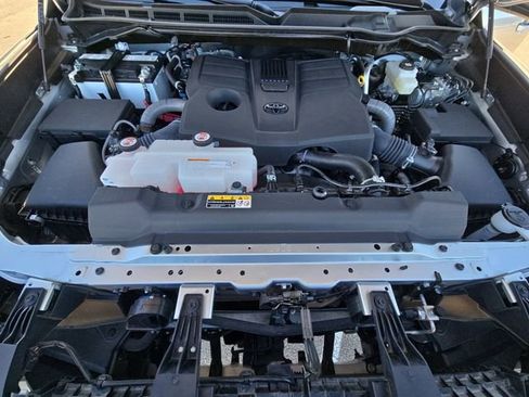 Used 2025 Toyota Tundra SR5 RWD image 30