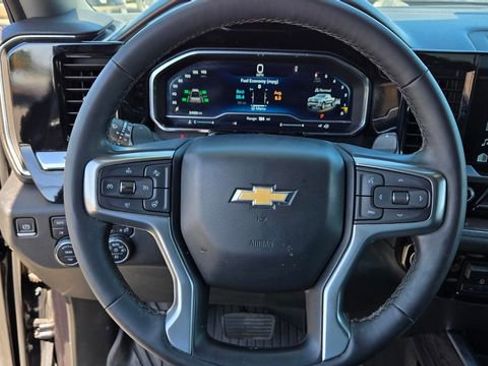 Used 2023 Chevrolet Silverado 1500 LTZ w/ LTZ Convenience Package II AWD/4WD image 26