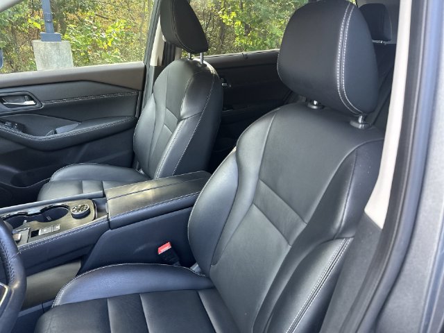 Used 2023 Nissan Rogue SL w/ SL Premium Package AWD/4WD image 22