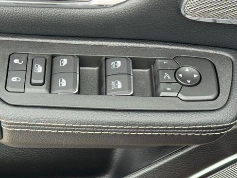 New 2026 RAM 1500 Laramie AWD/4WD image 11