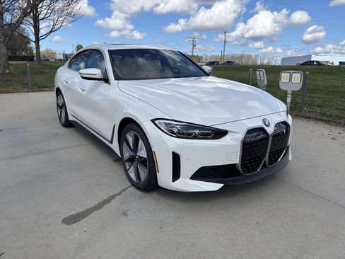 Certified 2023 BMW i4 eDrive35 w/ Premium Package image 1
