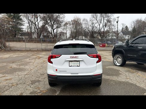 Certified 2021 GMC Terrain SLE w/ Driver Convenience Package image 30