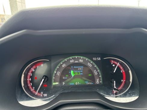 Used 2025 Toyota RAV4 XLE image 13