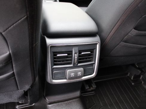 Used 2019 Subaru Forester Premium image 32