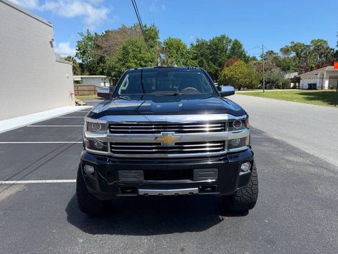 Used 2015 Chevrolet Silverado 2500 High Country w/ Duramax Plus Package image 2