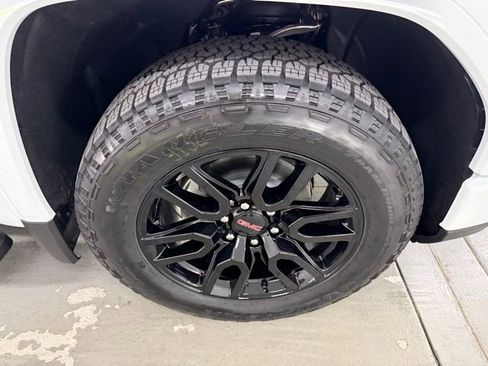 New 2026 GMC Sierra 1500 Elevation w/ Elevation Premium Package image 4