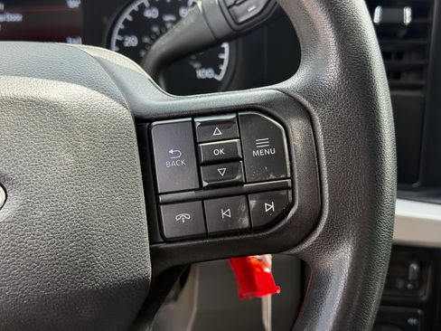 Used 2025 Ford F250 XLT AWD/4WD image 17