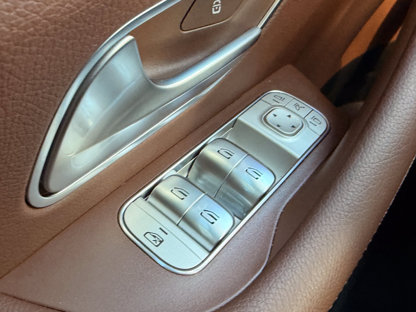 Used 2024 Mercedes-Benz GLE 450 4MATIC image 21