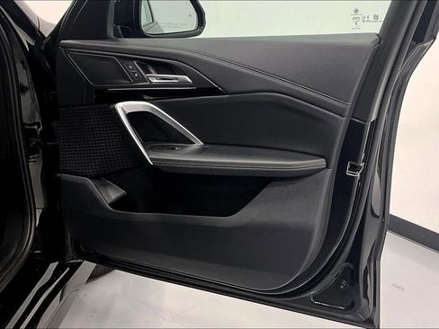 Used 2024 BMW X1 xDrive28i w/ M Sport Package image 23