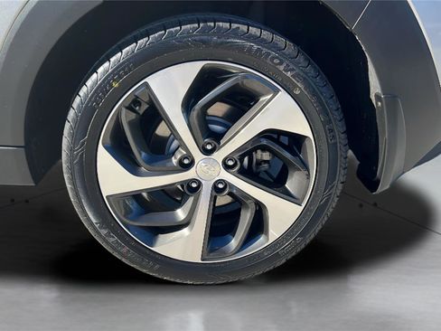 Used 2017 Hyundai Tucson Sport image 15