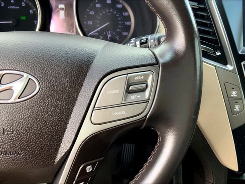 Used 2017 Hyundai Santa Fe Sport image 21