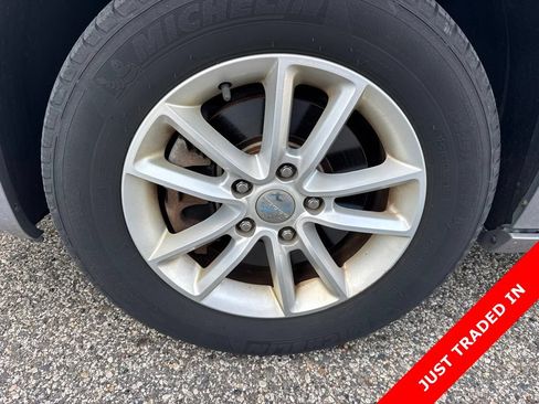 Used 2014 Dodge Grand Caravan SXT FWD image 8