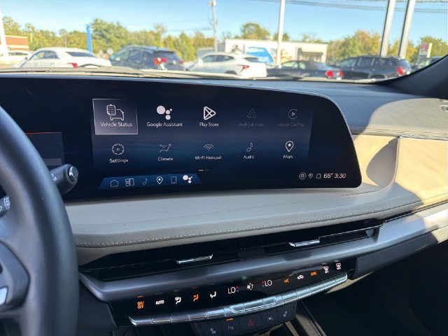 Certified 2024 Cadillac XT4 Luxury w/ Cold Weather Package AWD/4WD image 13