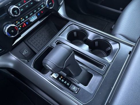 Used 2025 Ford F150 Lariat w/ Equipment Group 502A High image 35