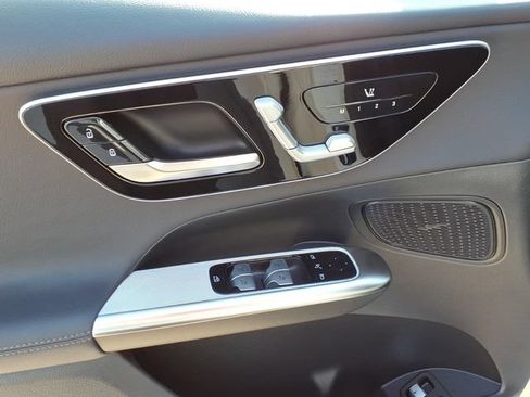 Certified 2025 Mercedes-Benz GLC 350e 4MATIC image 13