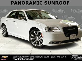 Used 2018 Chrysler 300 Limited w/ Safetytec Plus Group image 1