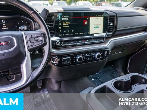 Used 2025 GMC Sierra 1500 SLT AWD/4WD image 31