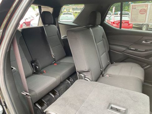 Used 2023 Chevrolet Traverse LT image 27