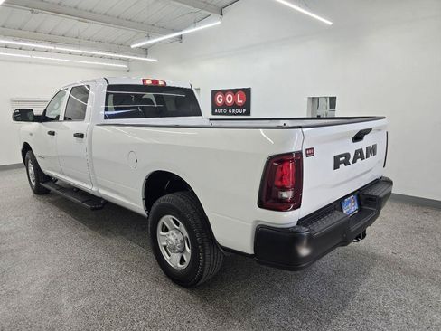 Used 2022 RAM 2500 Tradesman RWD image 4
