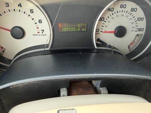 Used 2007 Ford Explorer Sport Trac XLT AWD/4WD image 26