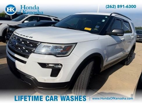 Used 2019 Ford Explorer XLT w/ Equipment Group 202A AWD/4WD image 1