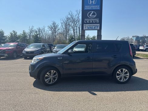 Used 2016 Kia Soul ! w/ Premium Package image 12