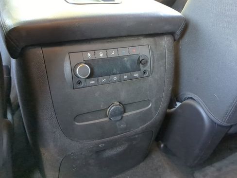 Used 2013 Chevrolet Tahoe LS image 17