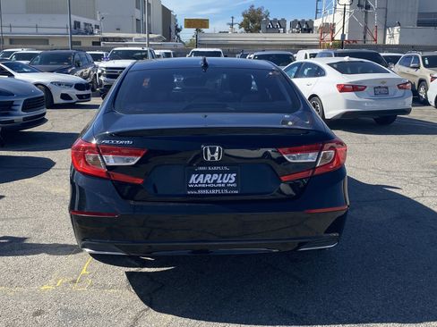 Used 2019 Honda Accord LX image 9