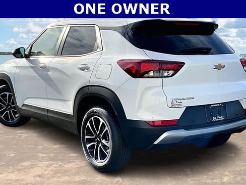 Certified 2024 Chevrolet TrailBlazer LT w/ Driver Confidence Package image 4