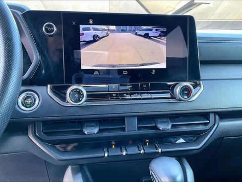 Used 2023 Chevrolet Colorado W/T image 27