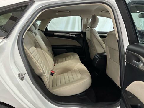 Used 2019 Ford Fusion S image 15