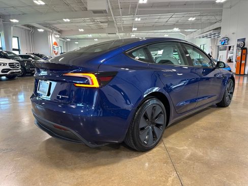 Used 2025 Tesla Model 3 Long Range AWD/4WD image 8