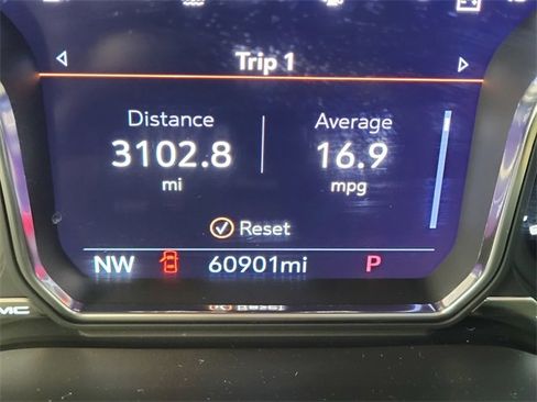 Used 2020 GMC Sierra 2500 Denali w/ Denali Ultimate Package image 26