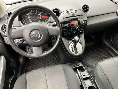 Used 2014 MAZDA MAZDA2 Sport FWD image 10