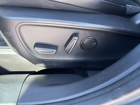 Used 2023 Ford Escape ST-Line image 10