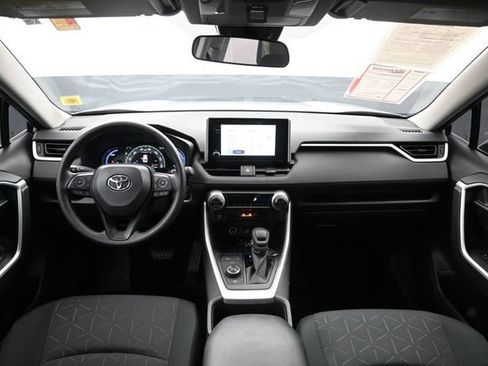 Certified 2025 Toyota RAV4 XLE AWD/4WD image 26