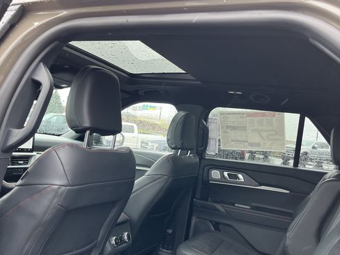 New 2026 Ford Explorer ST w/ Sun And Sound Package image 12