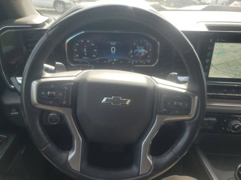 Used 2025 Chevrolet Silverado 1500 LT Trail Boss w/ Convenience Package II AWD/4WD image 25