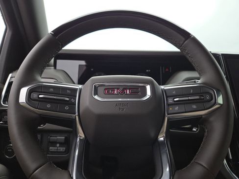 New 2026 GMC Yukon XL Elevation image 32