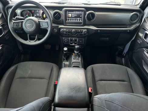 Used 2023 Jeep Wrangler Unlimited AWD/4WD image 12