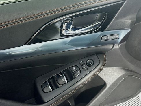 Used 2021 Nissan Maxima SR w/ Sport Mat Group image 15