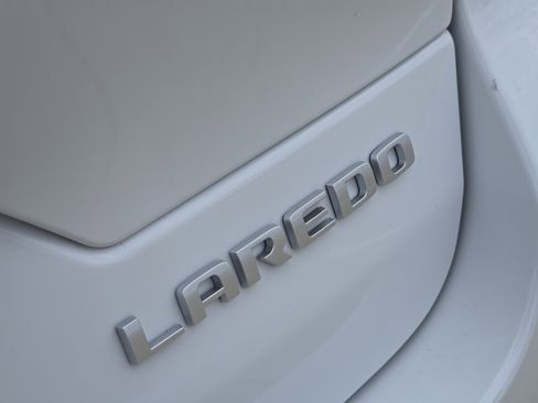 New 2026 Jeep Grand Cherokee Laredo RWD image 8