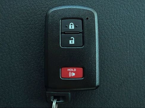Used 2023 Toyota Tacoma SR5 w/ Technology Package RWD image 23