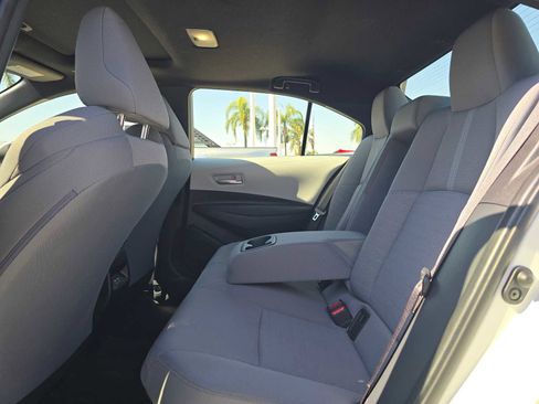 Certified 2025 Toyota Corolla SE w/ SE Premium Package FWD image 18