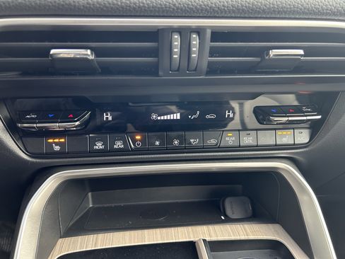 Used 2025 MAZDA CX-90 3.3 Turbo w/ Preferred Package image 15