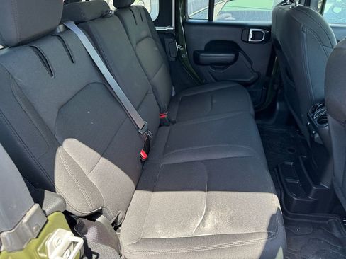 Used 2023 Jeep Wrangler Unlimited w/ 8.4" Radio Group image 19