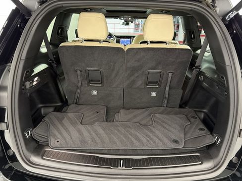 Used 2023 Jeep Grand Cherokee L Limited w/ Luxury Tech Group II image 27