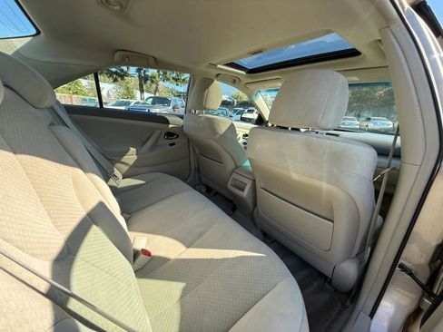 Used 2009 Toyota Camry LE FWD image 36