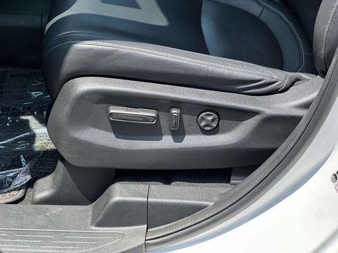Used 2023 Honda Odyssey EX-L image 16